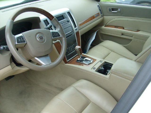 Cadillac STS STS Sedan Sedan