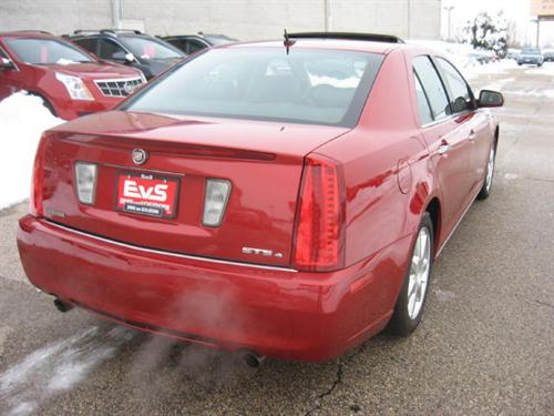 Cadillac STS 2008 photo 4