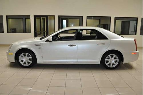 Cadillac STS 2008 photo 4