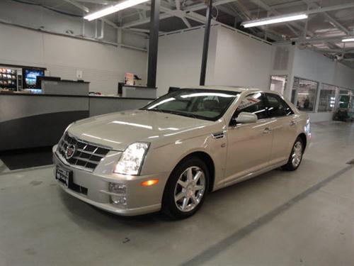 Cadillac STS 2008 photo 1