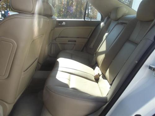 Cadillac STS 2008 photo 3