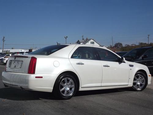 Cadillac STS 2008 photo 5