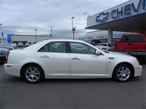 Cadillac STS 2008 photo 2