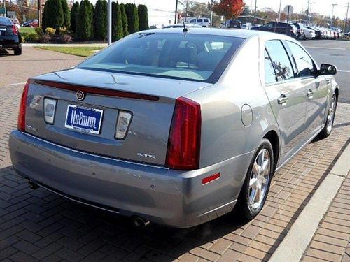 Cadillac STS 2008 photo 4