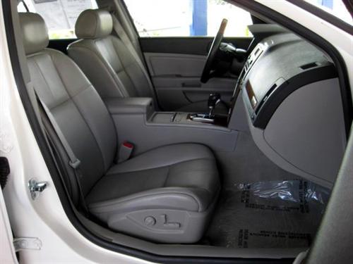 Cadillac STS 2008 photo 2