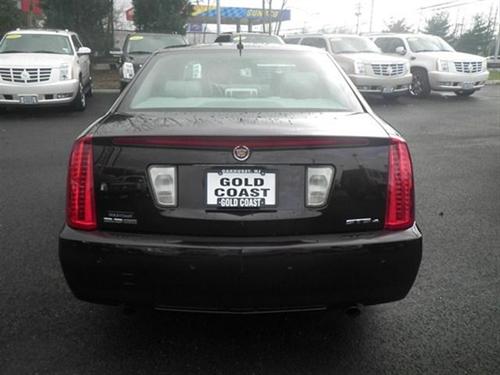 Cadillac STS 2008 photo 3