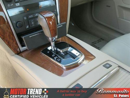 Cadillac STS 2008 photo 2