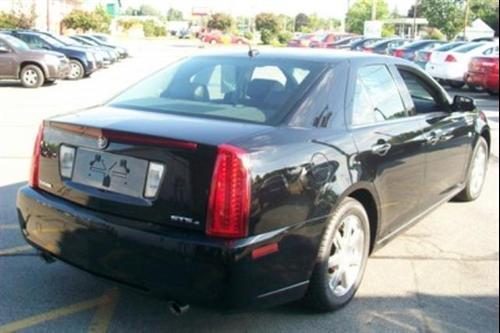 Cadillac STS 2008 photo 1