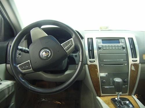 Cadillac STS 2008 photo 1