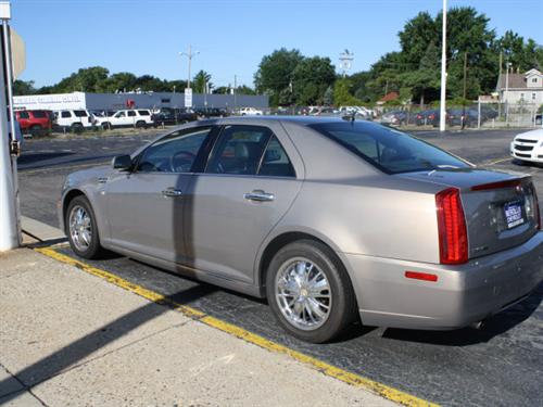 Cadillac STS 2008 photo 4