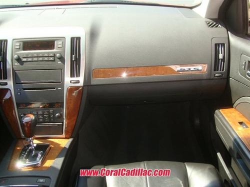 Cadillac STS 2008 photo 1