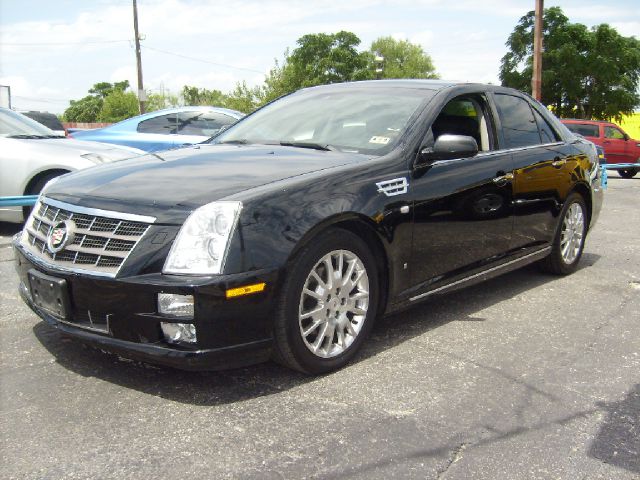 Cadillac STS R25 Sedan