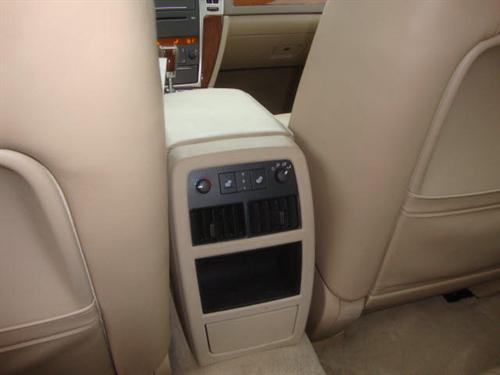 Cadillac STS 2008 photo 2