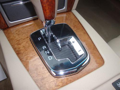 Cadillac STS 2008 photo 5