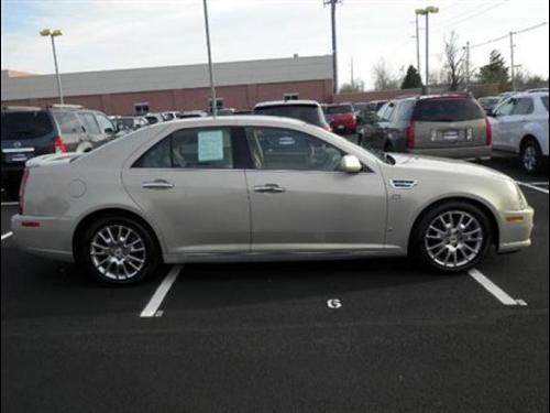 Cadillac STS 2008 photo 3