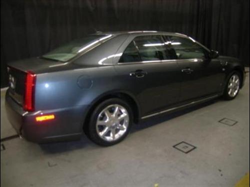 Cadillac STS 2008 photo 2