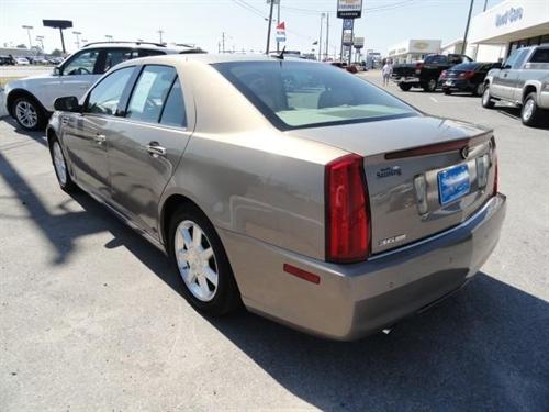 Cadillac STS 2008 photo 3