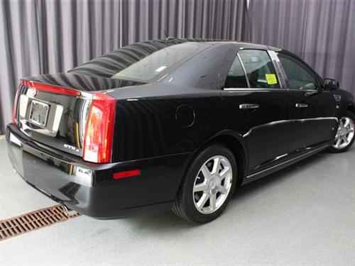 Cadillac STS 2008 photo 3