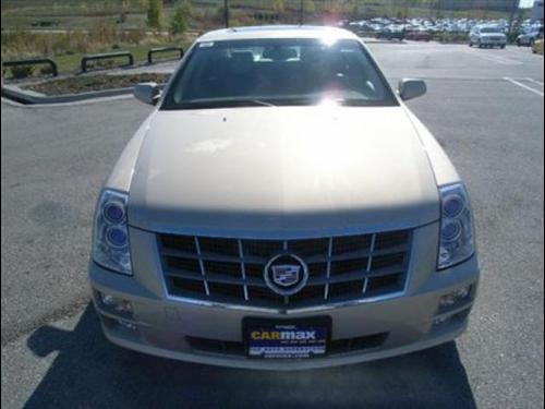 Cadillac STS 2008 photo 1