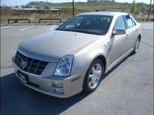 Cadillac STS 2008 photo 2