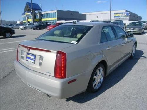 Cadillac STS 2008 photo 4