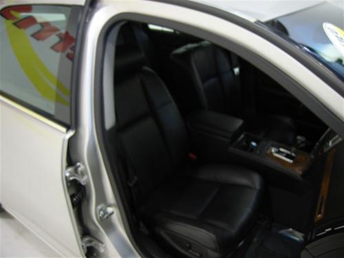 Cadillac STS 2008 photo 2