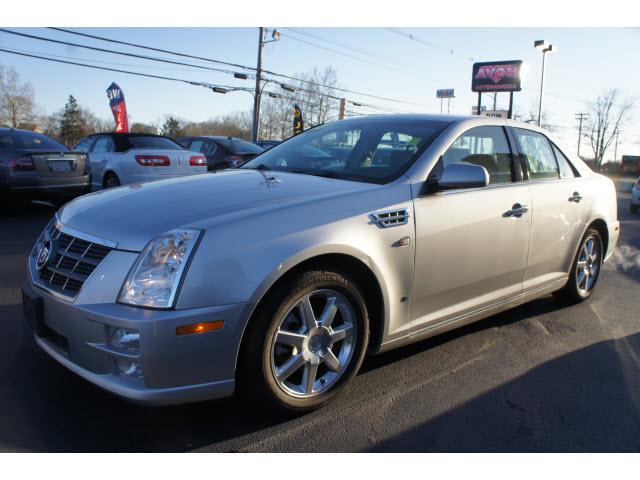 Cadillac STS 2008 photo 4
