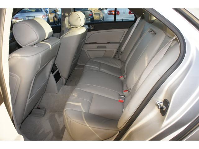 Cadillac STS 2008 photo 5