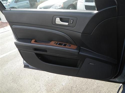 Cadillac STS 2008 photo 5
