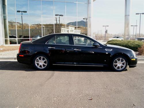 Cadillac STS 2008 photo 1