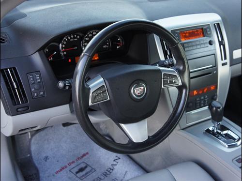 Cadillac STS 2008 photo 4