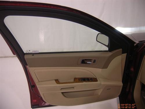 Cadillac STS 2008 photo 2