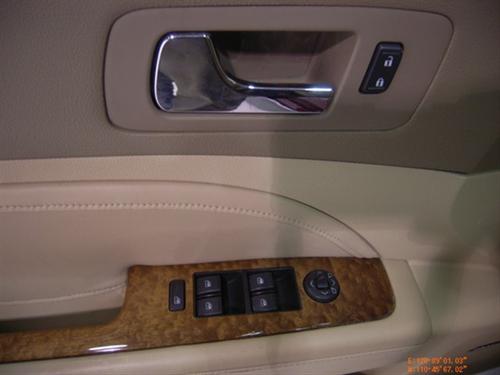 Cadillac STS 2008 photo 3