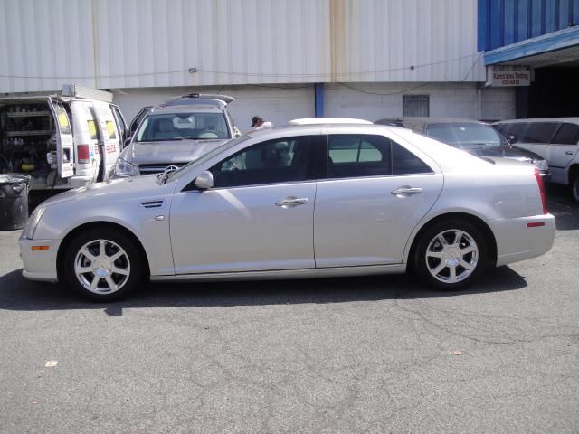 Cadillac STS STS Sedan Sedan