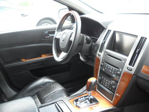 Cadillac STS 2008 photo 3