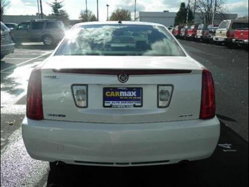 Cadillac STS 2008 photo 3