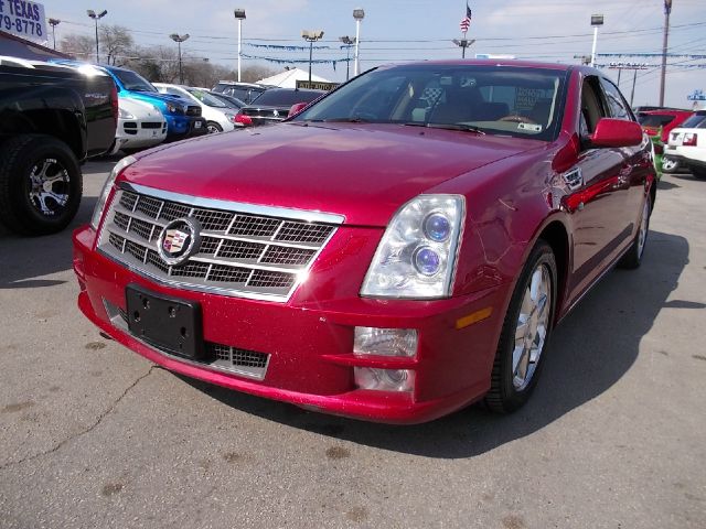 Cadillac STS 2009 photo 2