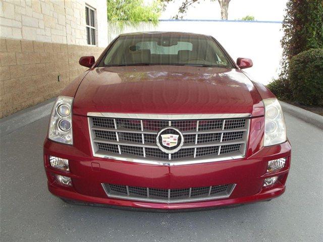 Cadillac STS 2009 photo 2