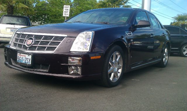 Cadillac STS 2009 photo 4