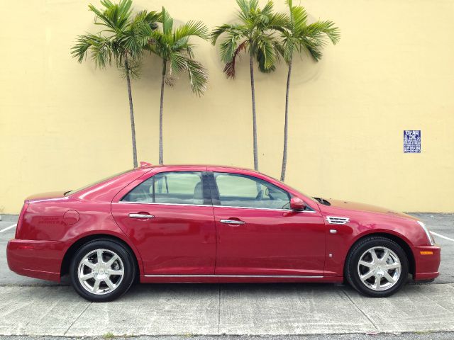 Cadillac STS 2009 photo 1