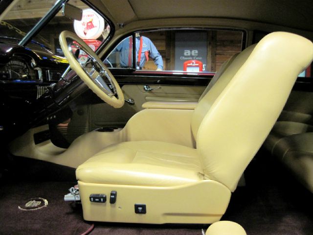 Cadillac Sedanet 1949 photo 1