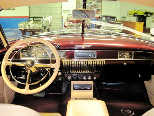 Cadillac Sedanet 1949 photo 13