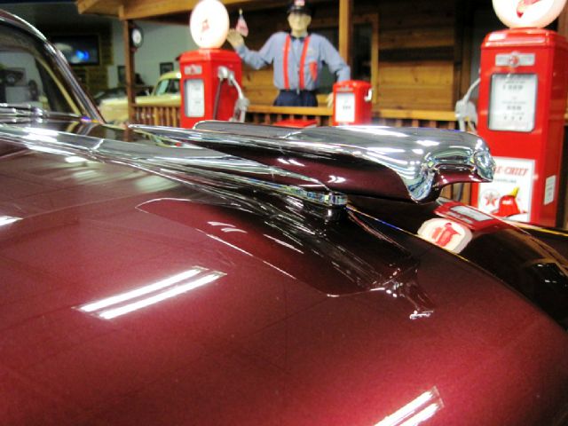 Cadillac Sedanet 1949 photo 15