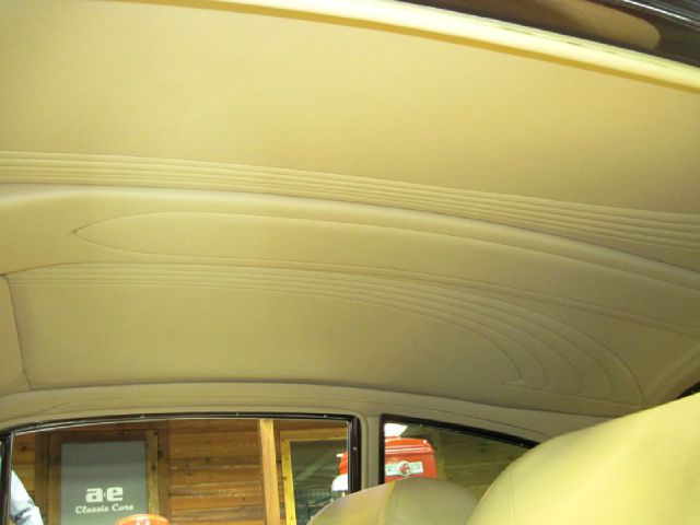 Cadillac Sedanet 1949 photo 18