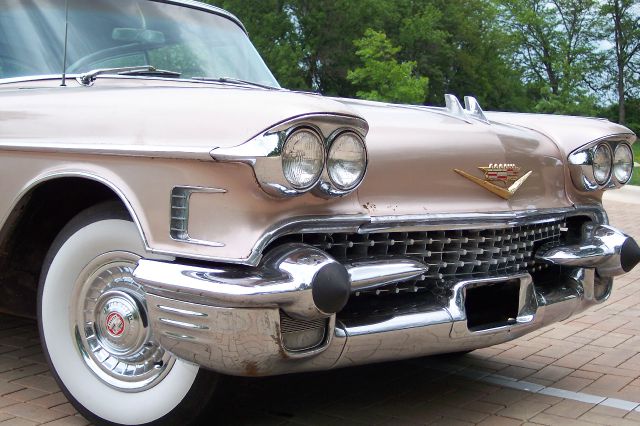 Cadillac series 62 1958 photo 21