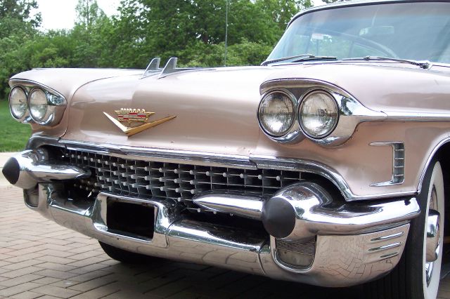Cadillac series 62 1958 photo 5