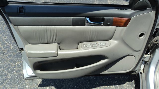 Cadillac SEVILLE 2000 photo 2