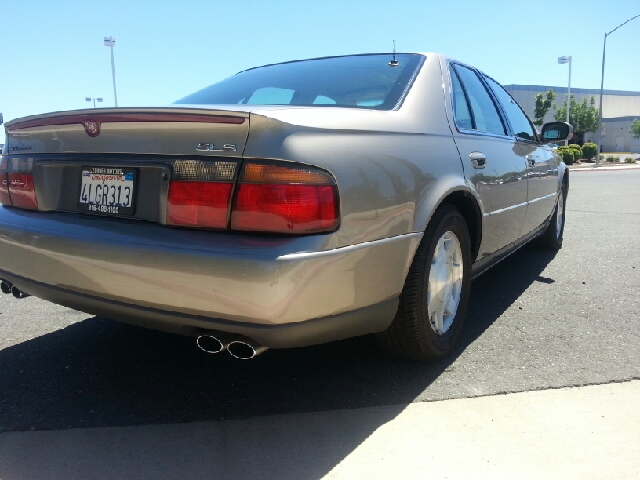 Cadillac SEVILLE 2000 photo 2