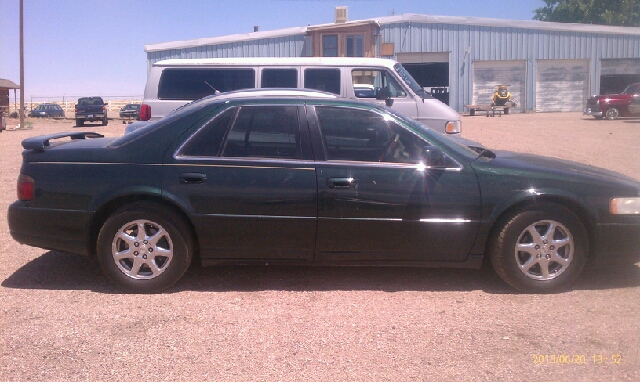Cadillac SEVILLE DTS Sedan