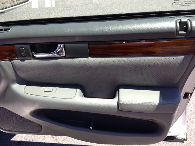 Cadillac SEVILLE 2002 photo 4